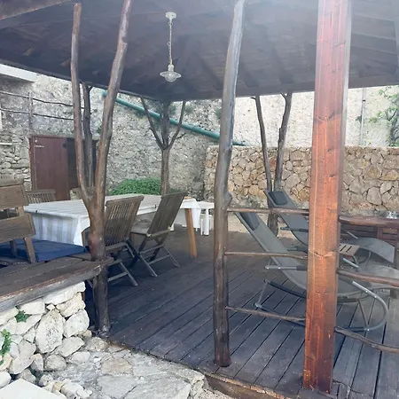 Vacation * Ustrine