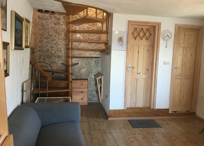 Vacation Feriehus Ustrine