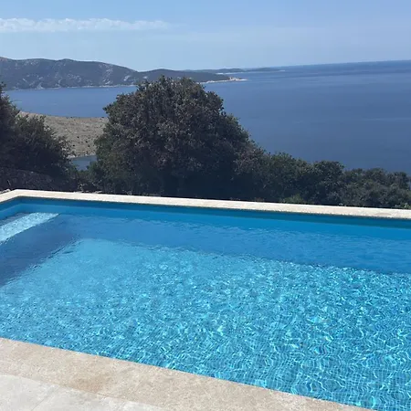 Vacation Ustrine