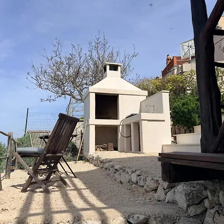 Vacation * Ustrine