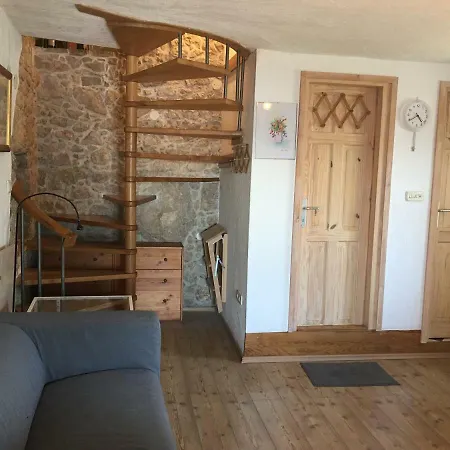 Vacation Ferienhaus Ustrine