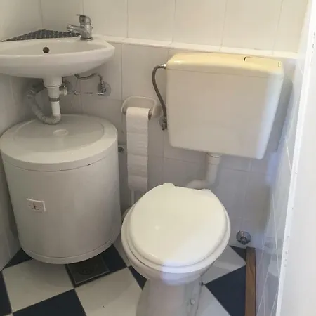 Vacation Ferienhaus Ustrine